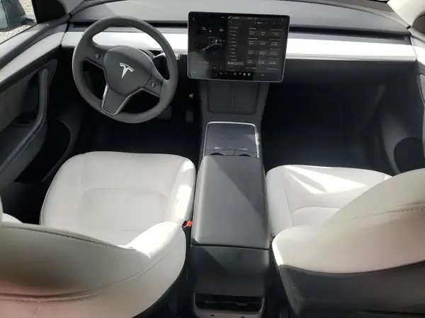 7SAYGDED6RF108979 2024 TESLA MODEL Y - Image 8
