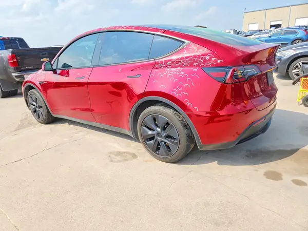 7SAYGDED6RF109288 2024 TESLA MODEL Y - Image 2