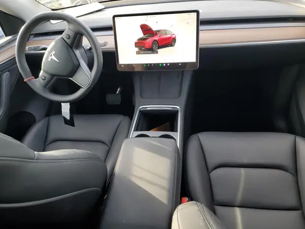 7SAYGDED6RF109906 2024 TESLA MODEL Y - Image 8
