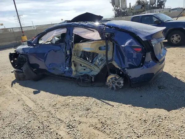 7SAYGDED6RF110568 2024 TESLA MODEL Y - Image 2
