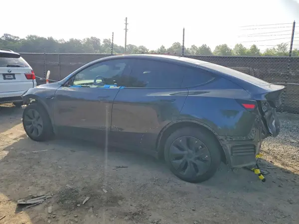 7SAYGDED6RF110814 2024 TESLA MODEL Y - Image 2