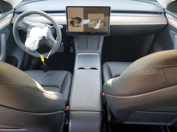 7SAYGDED6RF121795 2024 TESLA MODEL Y - Image 8