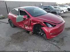7SAYGDED6RF129542 2024 TESLA MODEL Y
