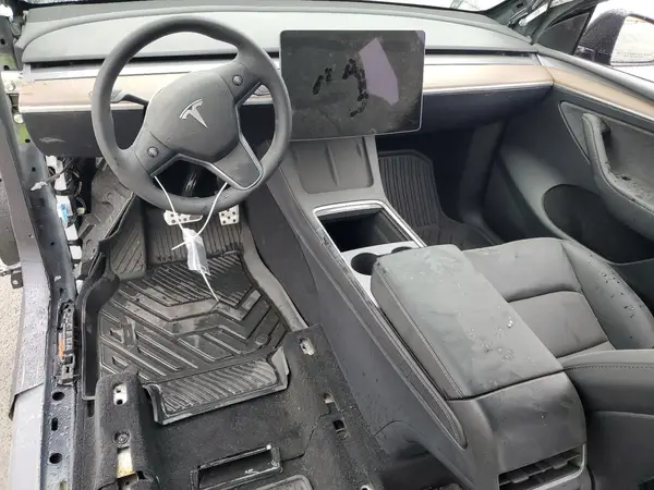 7SAYGDED6RF131193 2024 TESLA MODEL Y - Image 8