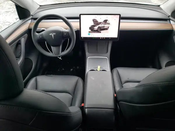 7SAYGDED6RF153761 2024 TESLA MODEL Y - Image 8