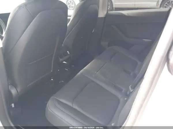 7SAYGDED6RF160936 2024 TESLA MODEL Y - Image 8