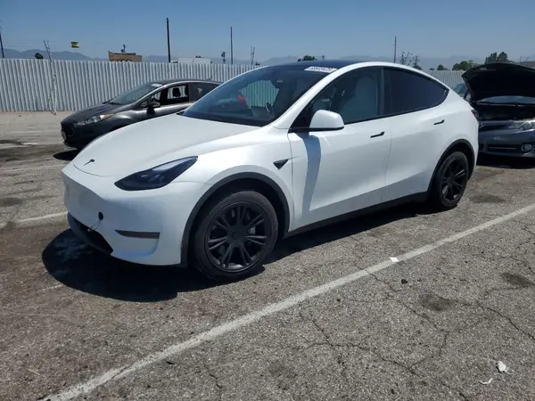 7SAYGDED6RF167241 2024 TESLA MODEL Y - Image 1