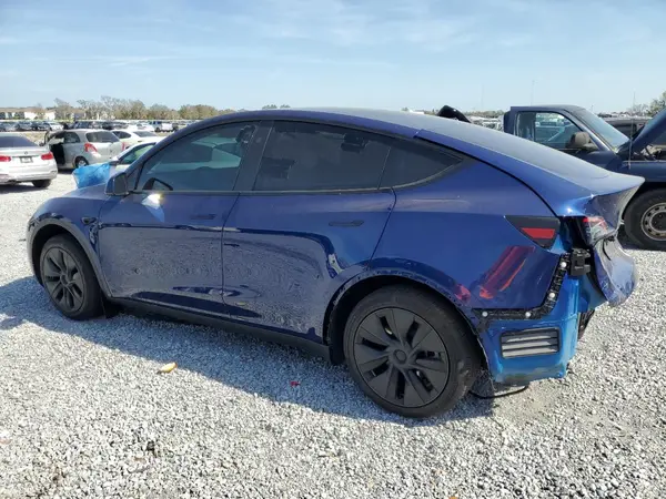 7SAYGDED6RF170446 2024 TESLA MODEL Y - Image 2