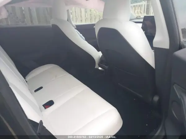 7SAYGDED6RF190762 2024 TESLA MODEL Y - Image 8