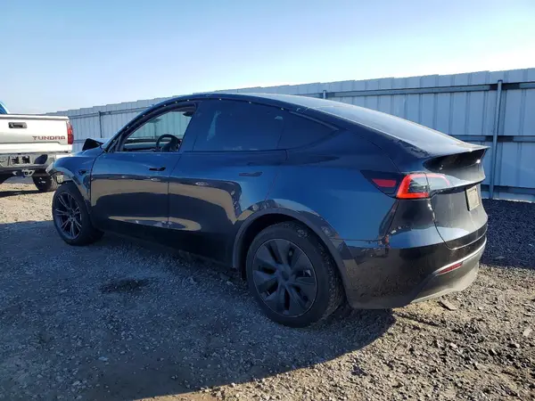 7SAYGDED6RF201775 2024 TESLA MODEL Y - Image 2