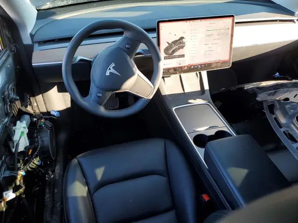 7SAYGDED6RF201775 2024 TESLA MODEL Y - Image 8