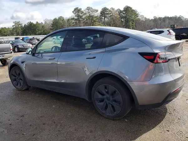 7SAYGDED6RF201789 2024 TESLA MODEL Y - Image 2