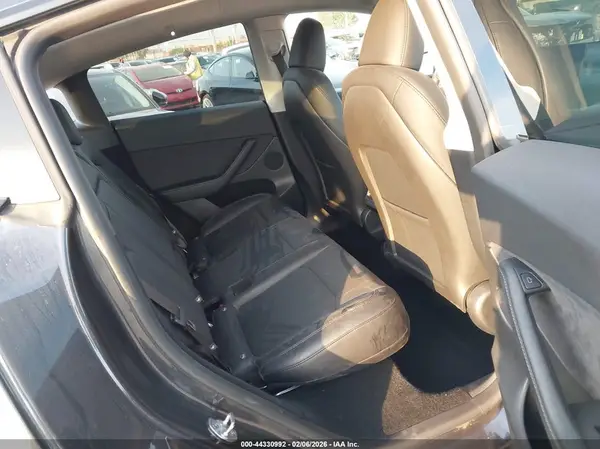 7SAYGDED6RF212565 2024 TESLA MODEL Y - Image 8