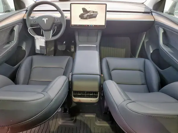 7SAYGDED6SA347998 2025 TESLA MODEL Y - Image 8