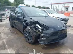 7SAYGDED6SA352618 2025 TESLA MODEL Y