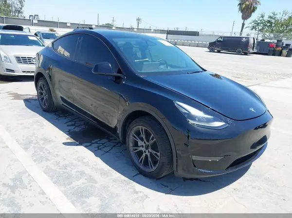 7SAYGDED6SA376997 2025 TESLA MODEL Y - Image 1