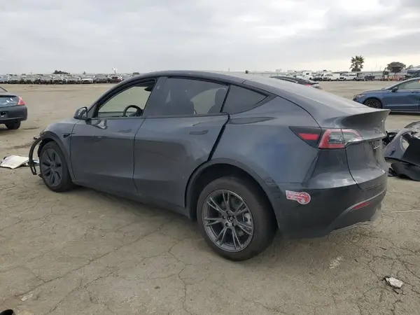 7SAYGDED6SF227475 2025 TESLA MODEL Y - Image 2