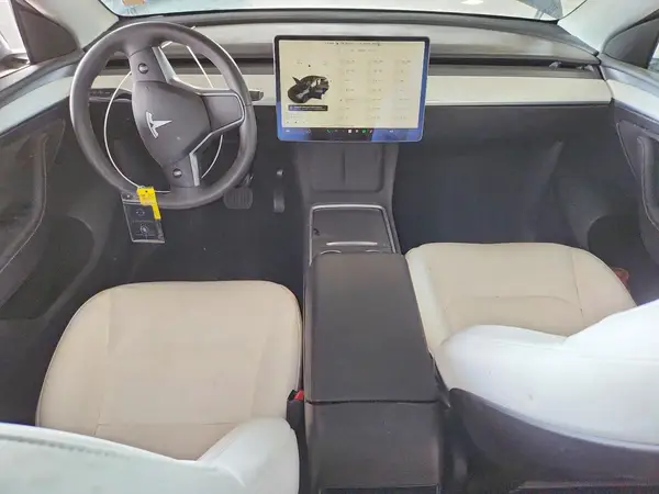 7SAYGDED6SF228643 2025 TESLA MODEL Y - Image 8