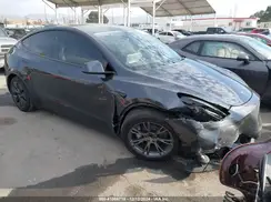 7SAYGDED6SF229498 2025 TESLA MODEL Y