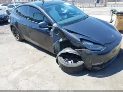 7SAYGDED6SF229808 2025 TESLA MODEL Y