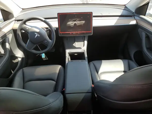 7SAYGDED6SF253266 2025 TESLA MODEL Y - Image 8