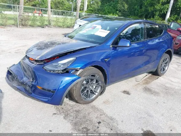 7SAYGDED6SF265501 2025 TESLA MODEL Y - Image 2