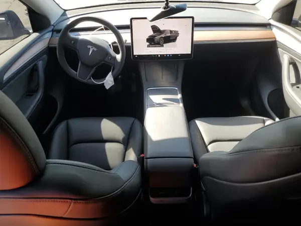 7SAYGDED6SF301901 2025 TESLA MODEL Y - Image 8