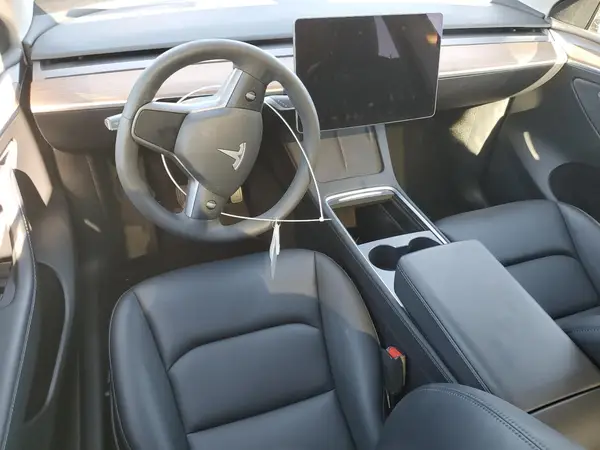 7SAYGDED6SF313269 2025 TESLA MODEL Y - Image 8