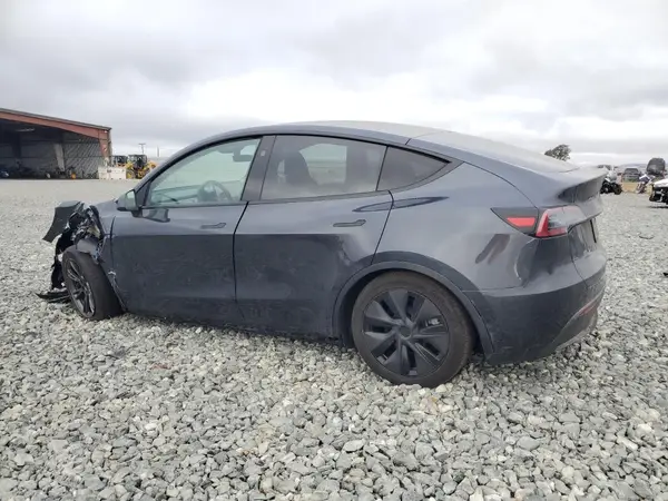 7SAYGDED6SF315216 2025 TESLA MODEL Y - Image 2