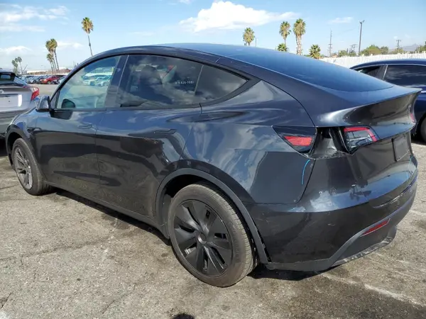 7SAYGDED6SF316141 2025 TESLA MODEL Y - Image 2
