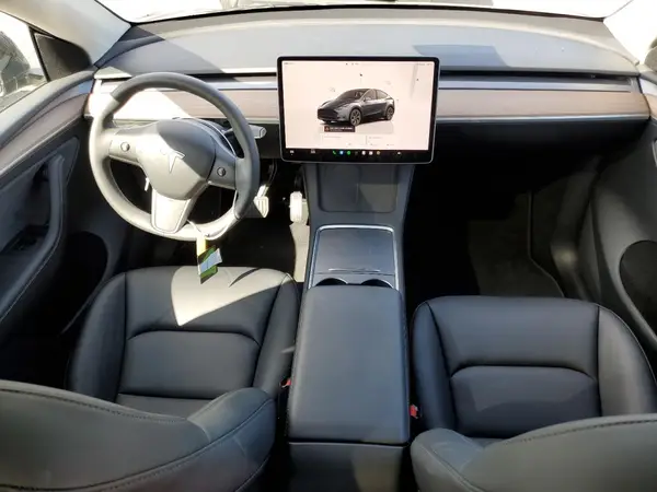 7SAYGDED6SF316141 2025 TESLA MODEL Y - Image 8