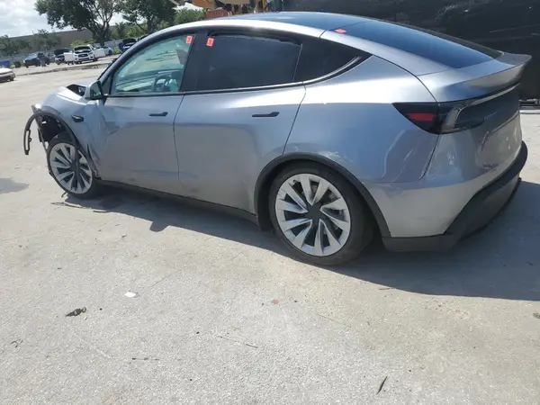 7SAYGDED6TA418862 2026 TESLA MODEL Y - Image 2