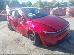 7SAYGDED6TA439243 2026 TESLA MODEL Y