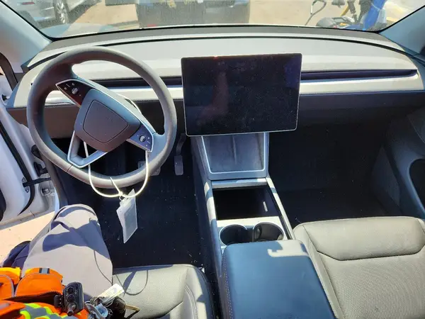7SAYGDED6TA454745 2026 TESLA MODEL Y - Image 8