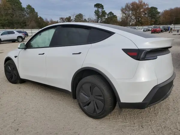 7SAYGDED6TA473828 2026 TESLA MODEL Y - Image 2