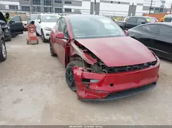 7SAYGDED6TA582922 2026 TESLA MODEL Y