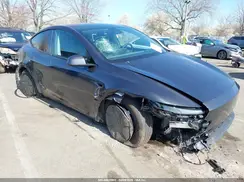 7SAYGDED6TA590597 2026 TESLA MODEL Y