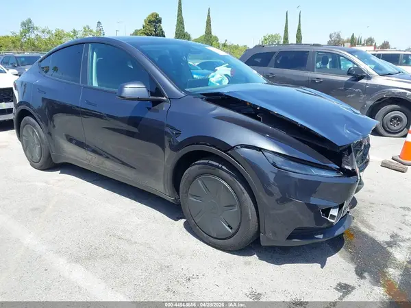 7SAYGDED6TA606488 2026 TESLA MODEL Y - Image 1