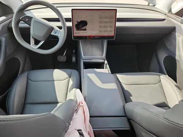 7SAYGDED6TF380813 2026 TESLA MODEL Y - Image 8