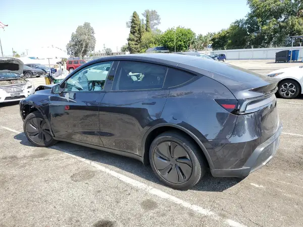 7SAYGDED6TF381475 2026 TESLA MODEL Y - Image 2