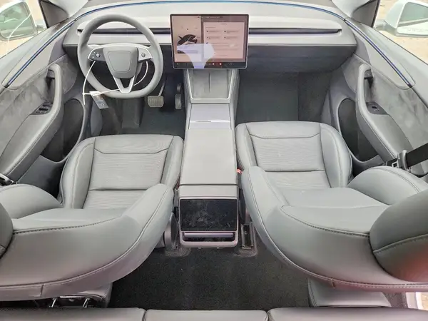 7SAYGDED6TF385915 2026 TESLA MODEL Y - Image 8