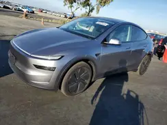 7SAYGDED6TF388913 2026 TESLA MODEL Y