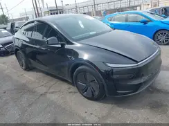7SAYGDED6TF404804 2026 TESLA MODEL Y