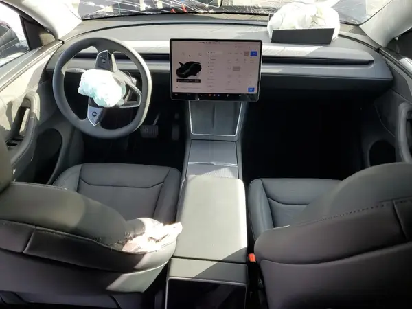 7SAYGDED6TF423398 2026 TESLA MODEL Y - Image 8