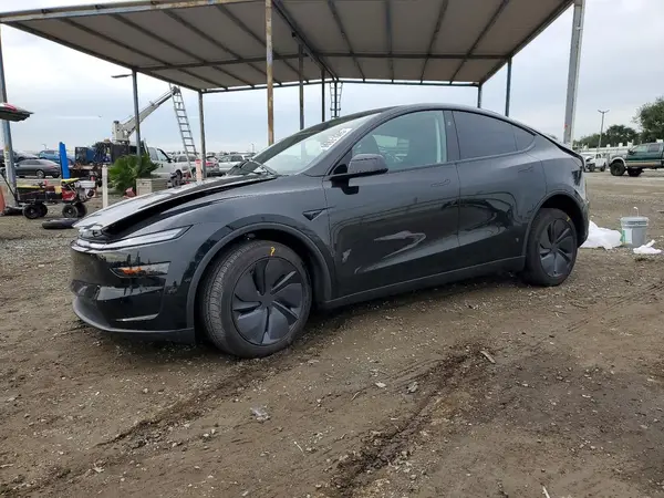 7SAYGDED6TF458202 2026 TESLA MODEL Y - Image 1