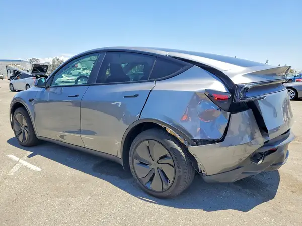 7SAYGDED6TF519984 2026 TESLA MODEL Y - Image 2