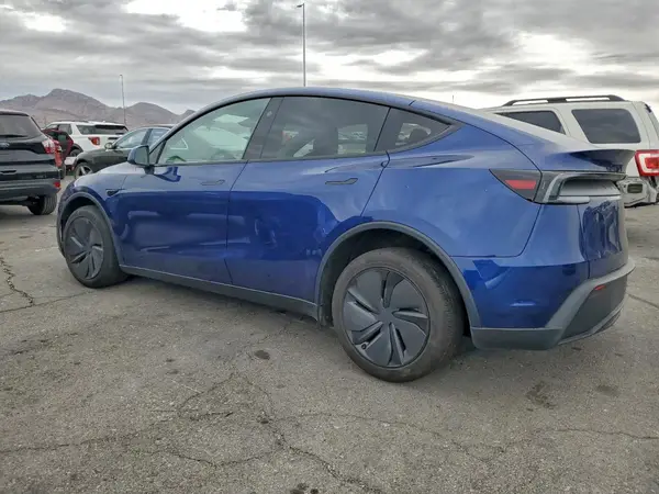 7SAYGDED6TF520830 2026 TESLA MODEL Y - Image 2