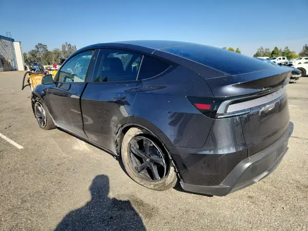 7SAYGDED6TF535800 2026 TESLA MODEL Y - Image 2