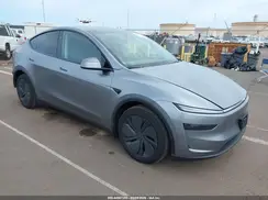 7SAYGDED6TF542004 2026 TESLA MODEL Y