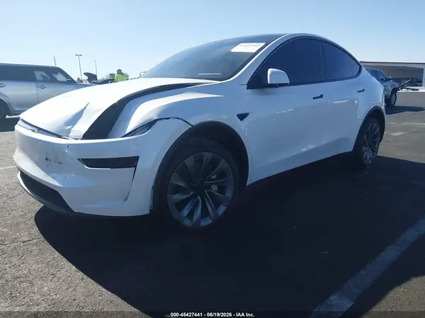 7SAYGDED6TF585032 2026 TESLA MODEL Y - Image 2